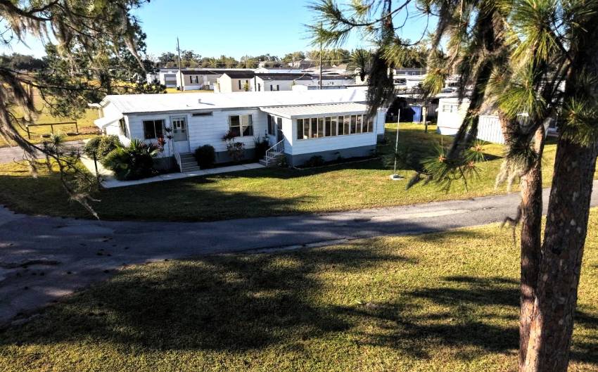81 Stebbins Drive a Winter Haven, FL Mobile or Manufactured Home for Sale